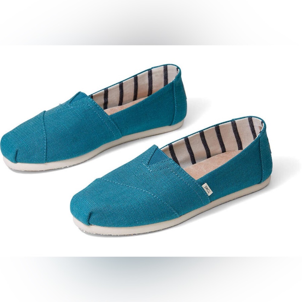 NWT Toms Heritage Blue Alpargata Canvas Shoes - Size: 9